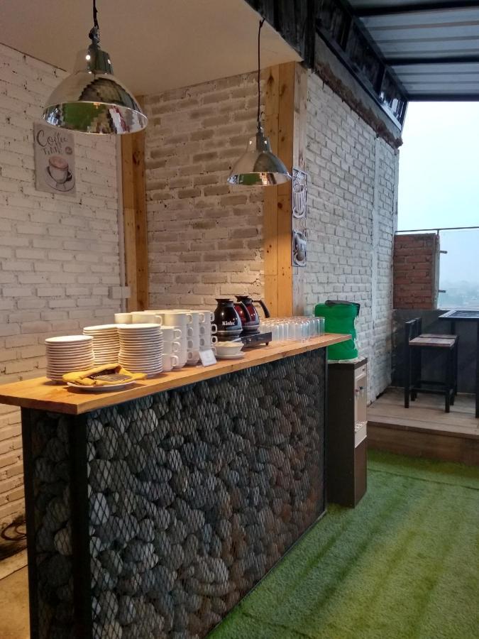 Idea'S Hotel Jalan Ibrahim Aji Bandung Kültér fotó